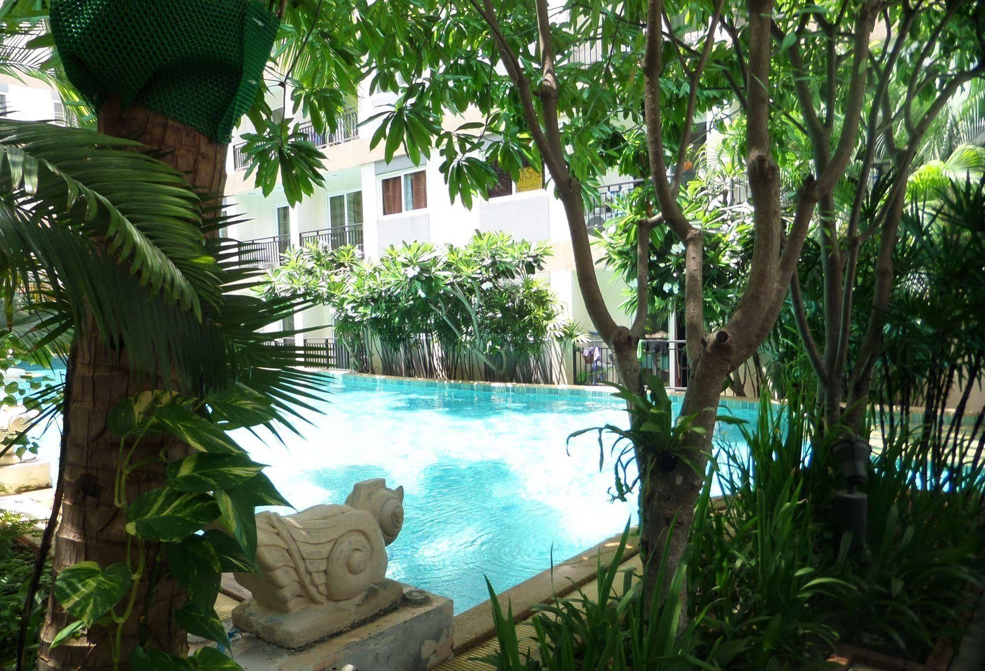 Park Lane Resort By West Joint Venture Bãi biển Jomtien Ngoại thất bức ảnh